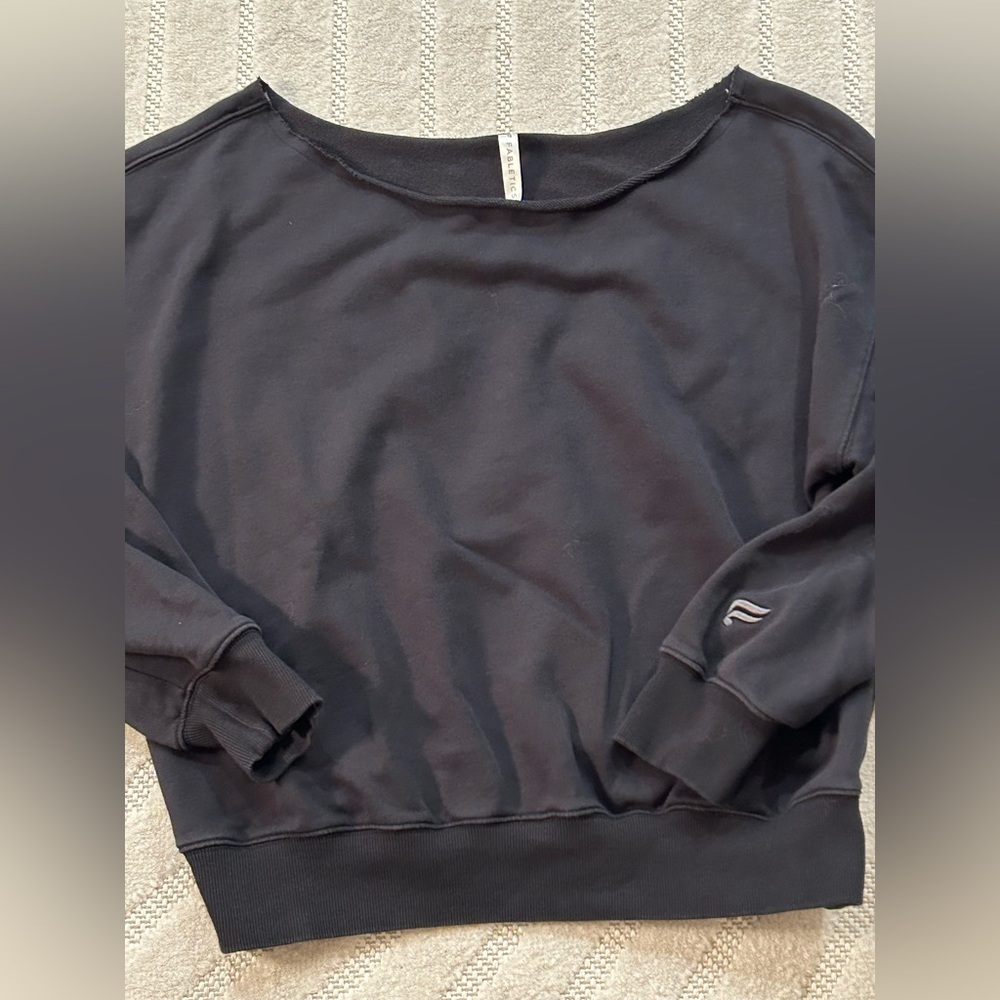 Fabletics Year Round Terry Off Shoulder Sweatshirt in Black - M - Picture 4 of 12